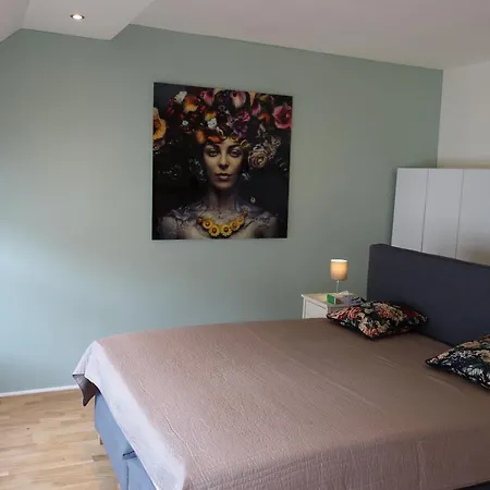 Nette, Geräumige Apartment